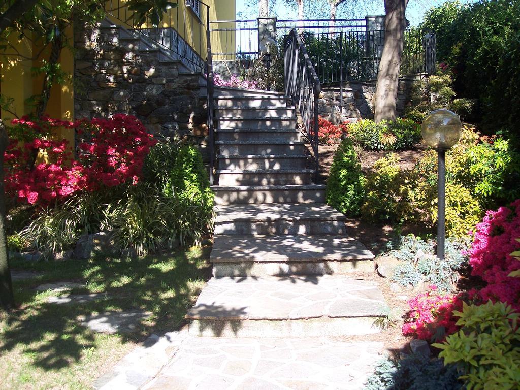 Villa Mimosa Colico Szoba fotó